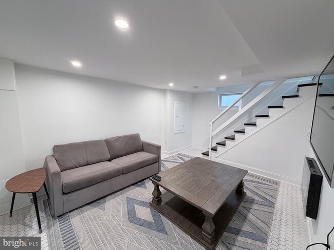 Building Photo - 805 Malcolm X Ave SE