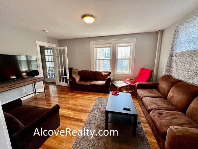 Photo - 37 Sterling St Unit 2