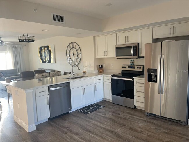 Photo - 960 Starkey Rd Unit 8402