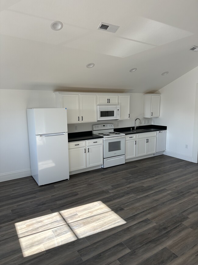 All kitchen appliances included - 42 N Main St Unit 127 N Main St Upper