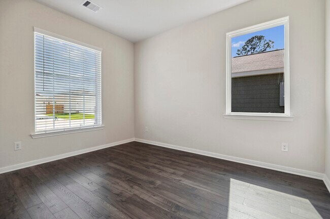 Photo - 16448 Blossom Grv Dr