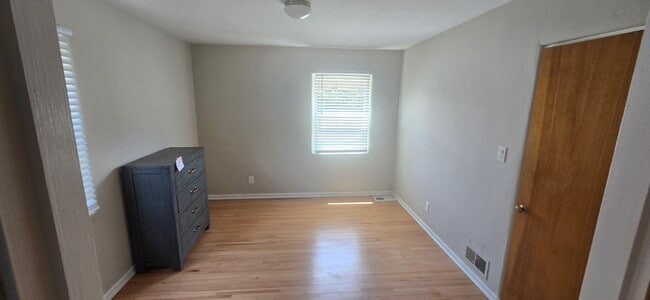 Photo - 4220 Broadmoor Ave NE