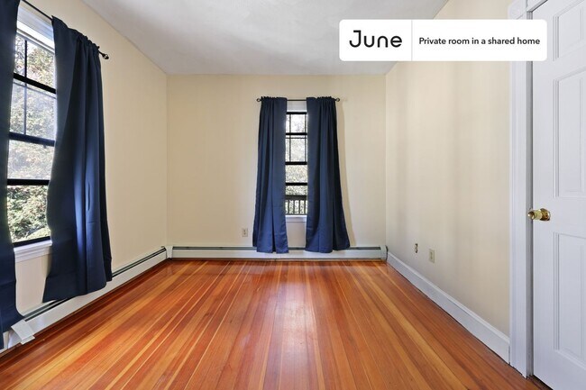 Photo - Room in Shared 4 bed/1 bath home Unidad C