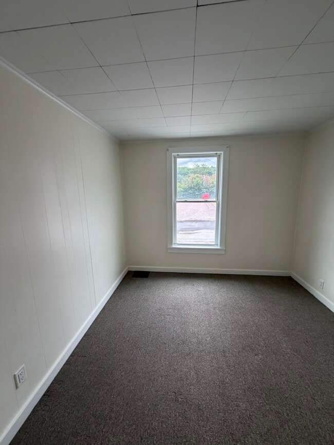 14 Maple Ave Unit #01
