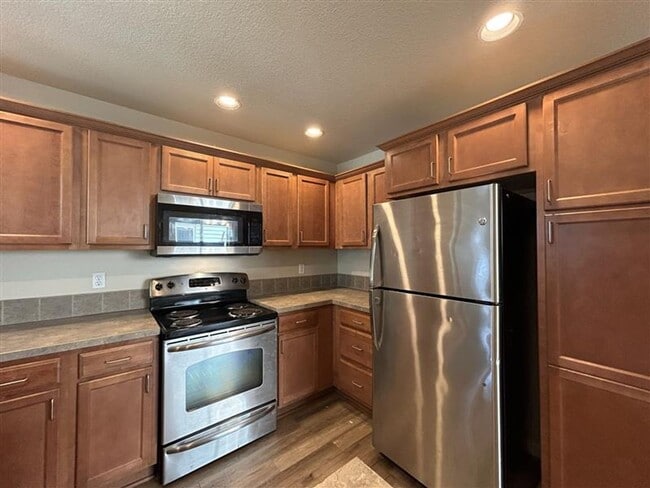 Photo - Move-In Ready! 3 Beds 2.5 Baths Townhome with Stainless Steel Appliances, W/D Hookups, and Gas Fo...