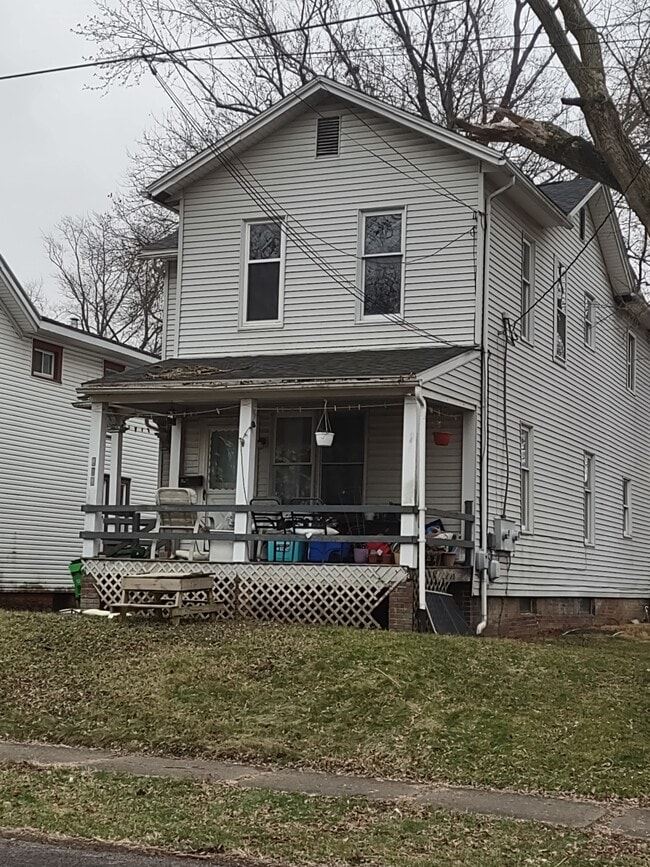 Photo - 601 E South St Unit 1