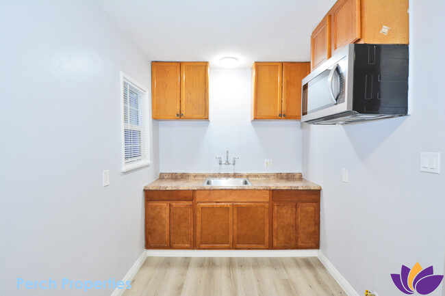 Photo - 181 W Spazier Ave Unit 181 W Spazier Ave Apt C
