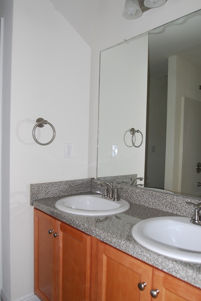 Photo - 17977 Restoration Cir