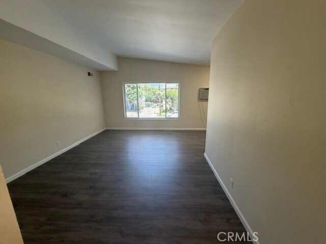 13418 Moorpark St Unidad 4