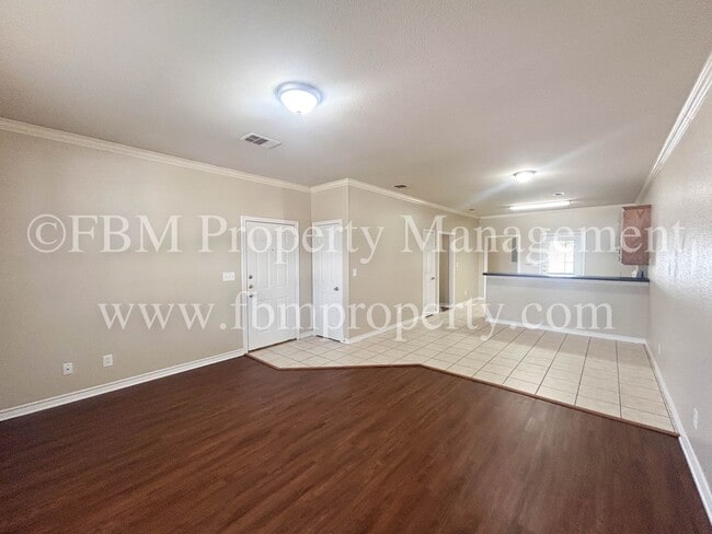 Photo - 616 Biloxi Dr