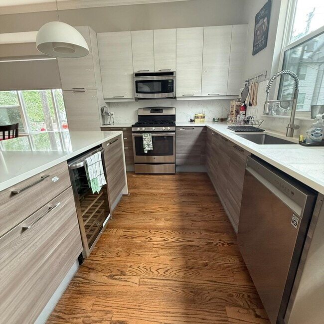 Photo - 1224 Summer St