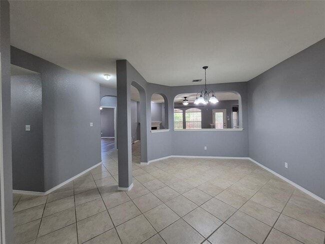 11600 Fletcher Hall Ln