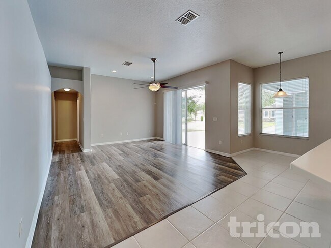 14556 Edgemere Dr