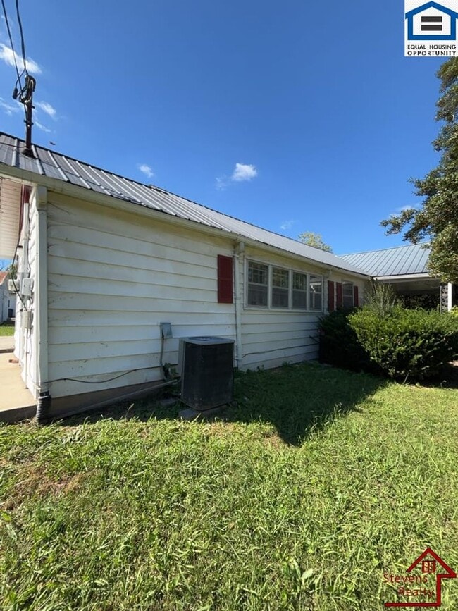 Photo - 312 Higginbotham Rd