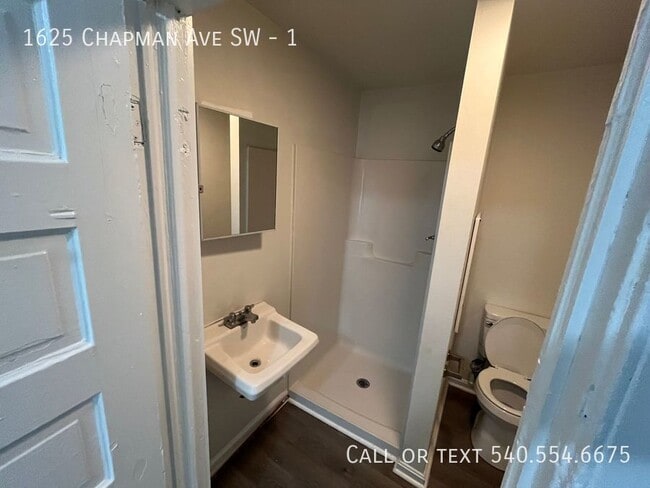Photo - 1625 Chapman Ave SW Unit 1