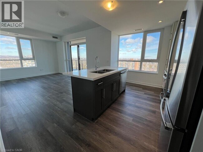 Photo - 2007 James St Unité 702