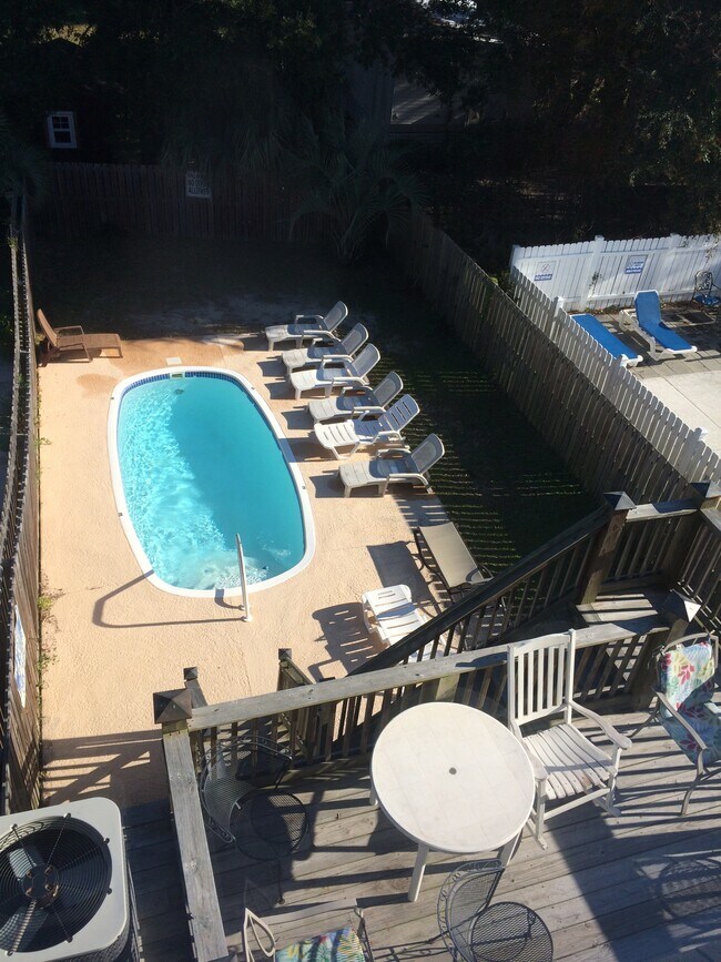 126 Woodland Dr