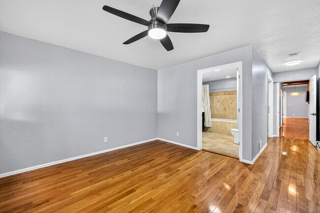 Photo - 2419 Tremont Pl