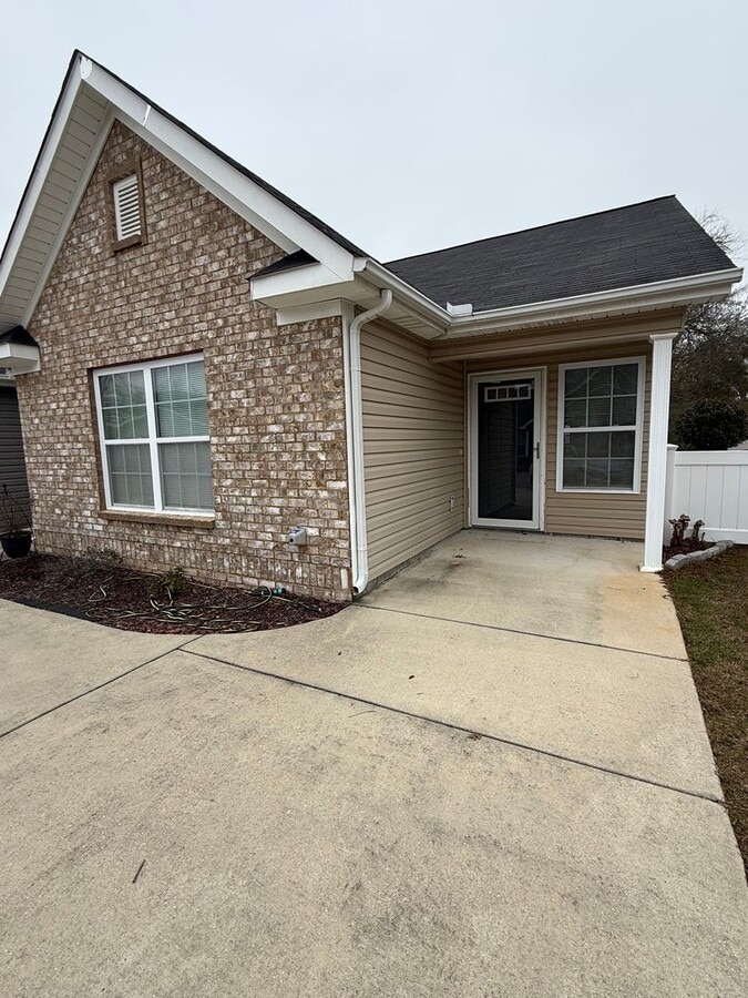 Cobblestone Trace- Oxford's Premier 55+ Community - Cobblestone Trace- Oxford's Premier 55+ Community