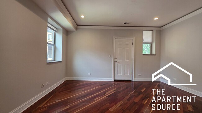 Photo - 2038 W Touhy Ave Unidad 2038 West Touhy Ave