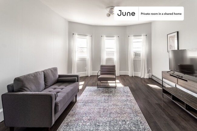 Photo - Room in Shared 4 bed/1.5 bath home Unidad C