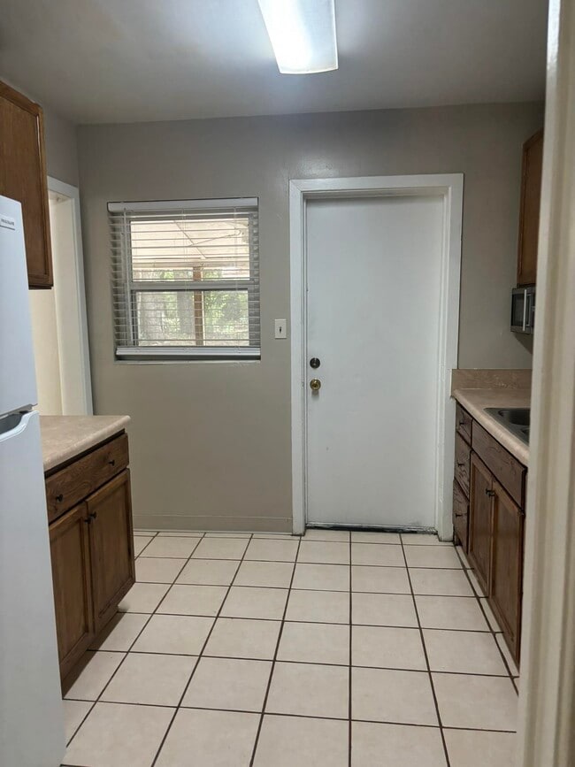 Photo - 1629 Rankin Ave