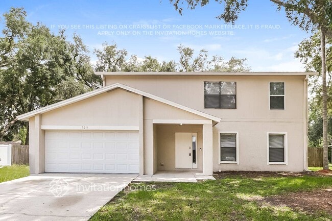 Building Photo - 709 Sandy Creek Dr