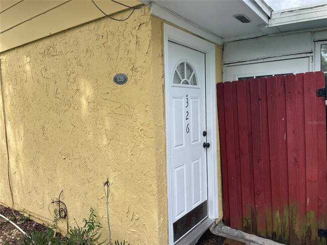 Building Photo - 326 San Rafael St