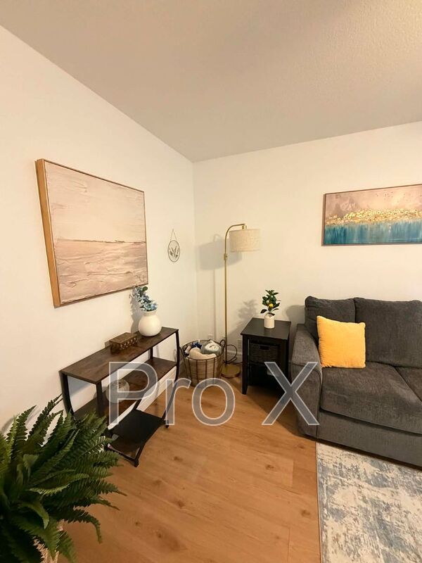 Photo - 2121 S Kentucky Ave