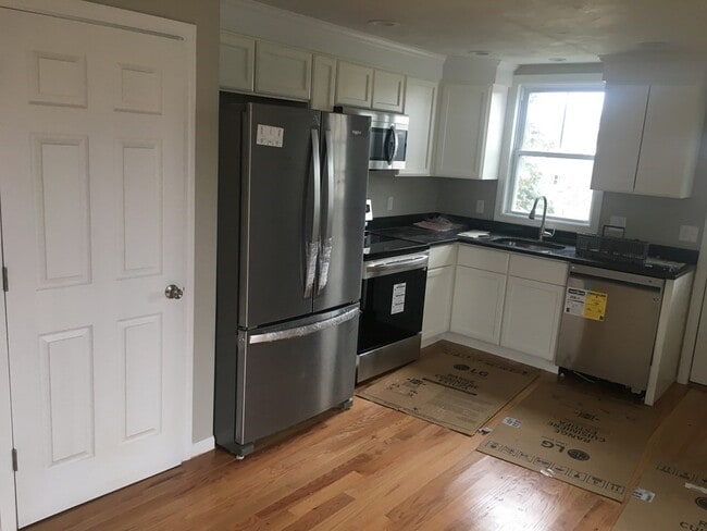 Photo - 41 Emory St Unit 3