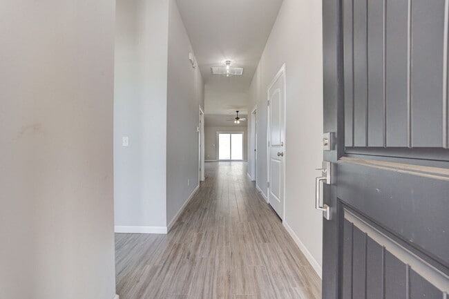 Photo - 1167 Atlantic Ave