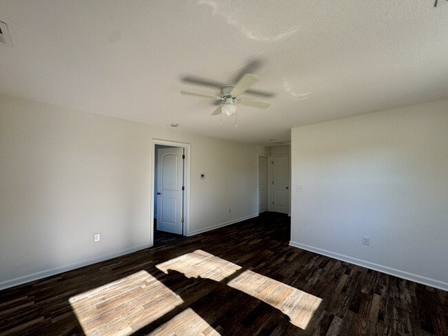 Photo - 6173 Unitia Rd