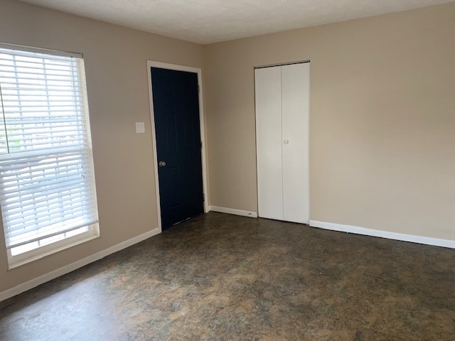 Photo - Oakview Apartments