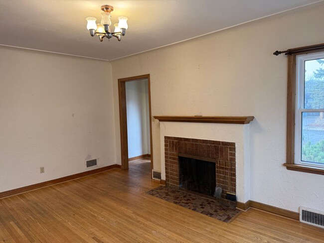 Photo - The Cutest 3-Bedroom Tudor - One Block From Como Golf Course