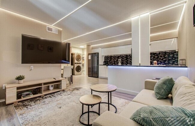 Building Photo - 4641 Wild Indigo St Unit 433 Rental