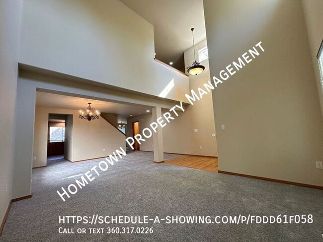 Photo - 6940 Inlay St SE