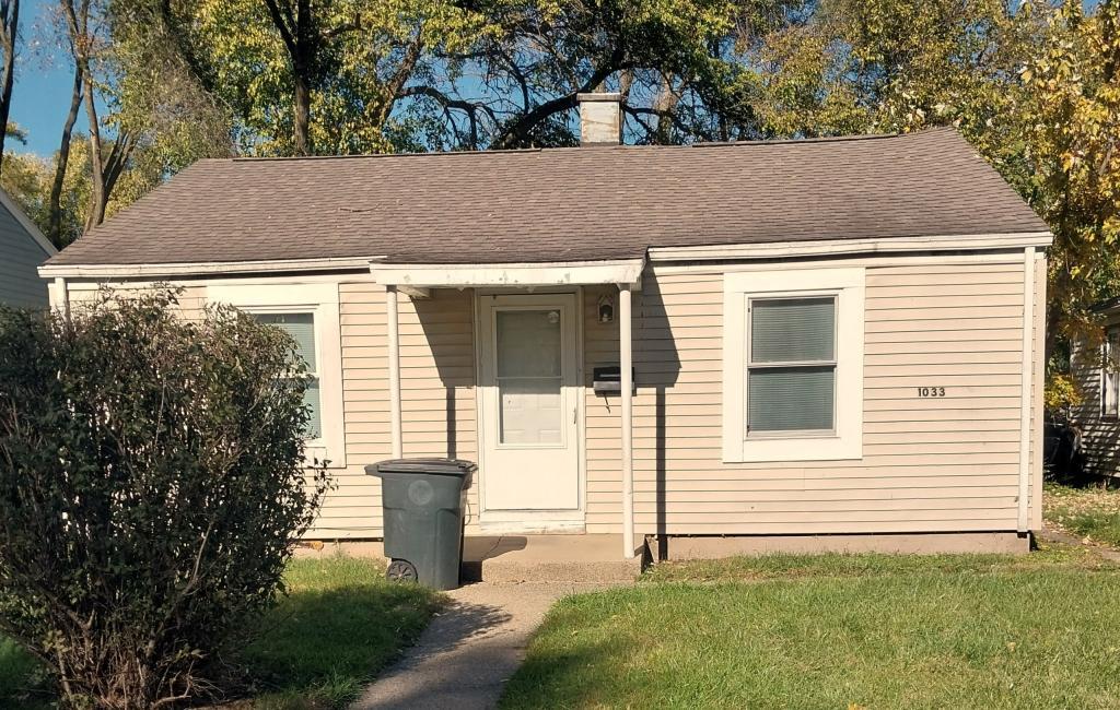 Photo - 1033 W Beale St