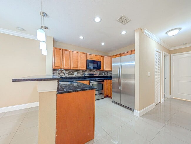 Photo - Beautifully remodeled condo for rent in Metrowest!