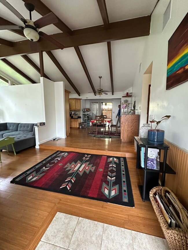 Furnished 3 Bedroom / 2 Bath Home - Furnished 3 Bedroom / 2 Bath Home