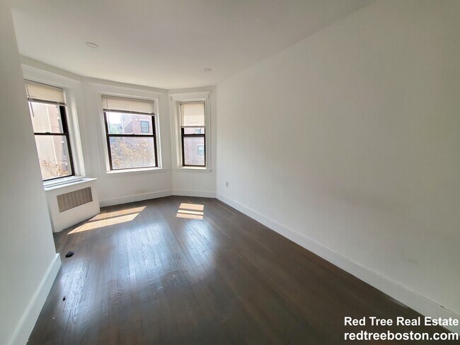 11 Peterborough St Unit 25