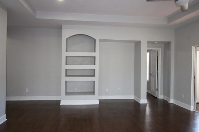 Building Photo - 53 Covington Cir Rental