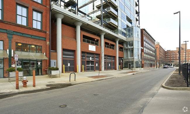 Photo - Pinnacle Condominiums