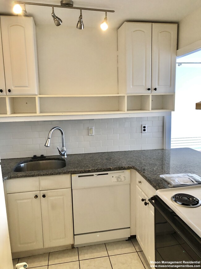Building Photo - 60 Babcock St Unit 66 Rental