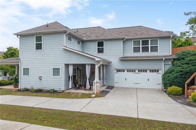 Photo - 2681 Oak Leaf Pl