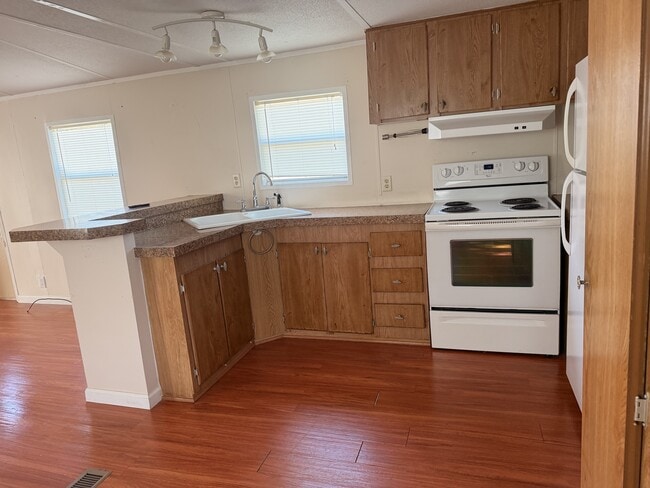 Photo - 67 Walnut Dr