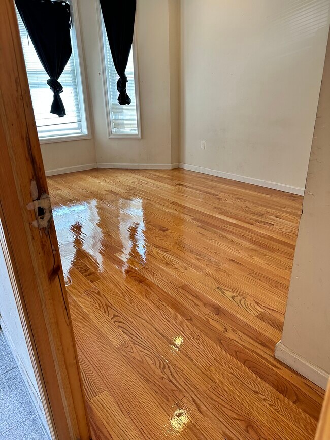 Photo - 3 Warwick St Unit 1