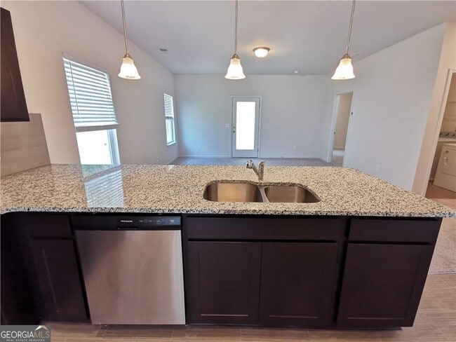 Photo - 168 Marion Dr