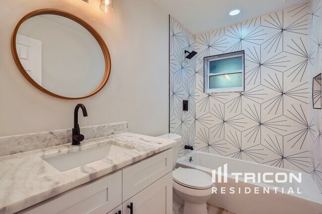 Photo - 2894 Cathy Ln