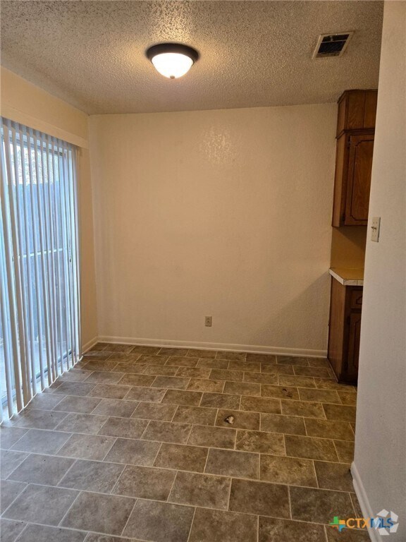 Building Photo - 1703 N 38th St Unit B Rental