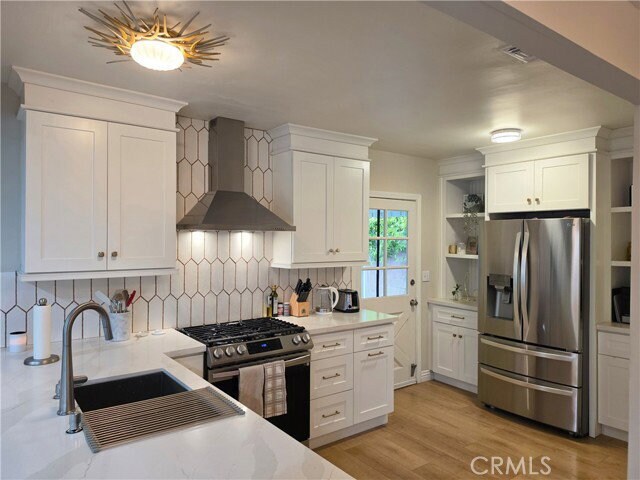 Photo - 4453 Dawes Ave